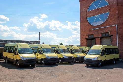 Петербургский перевозчик «Такси-2» пополнил автопарк автобусами на базе Iveco Daily