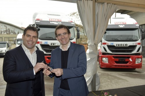 Iveco заключила стратегический контракт на поставку 330 газовых тягачей с компанией SMET