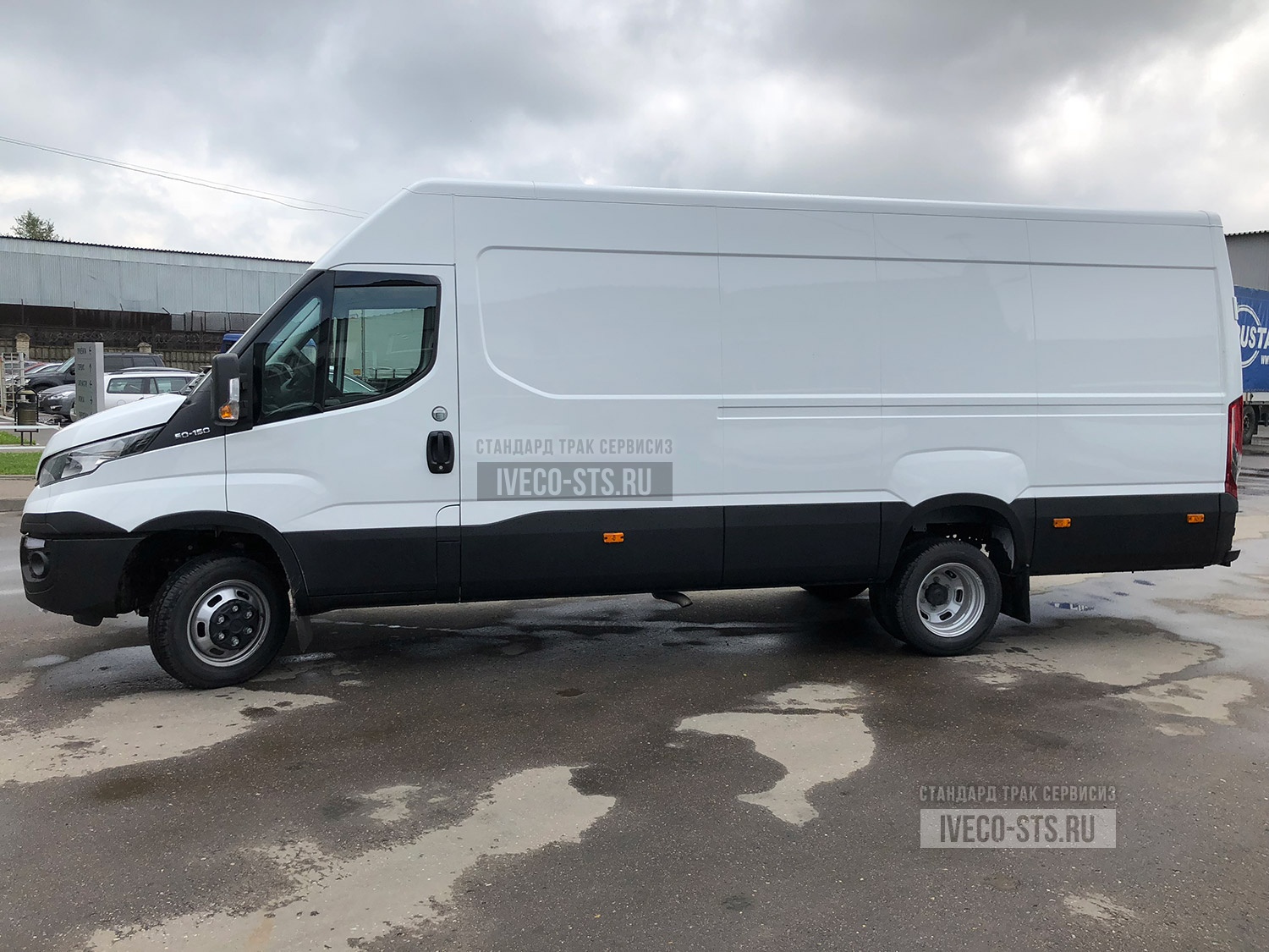 Куплю ивеко дейли б у. Ивеко Дейли 50. Iveco Daily 50c15v. Iveco Daily 50с15. Iveco Daily фургон 50с15v.